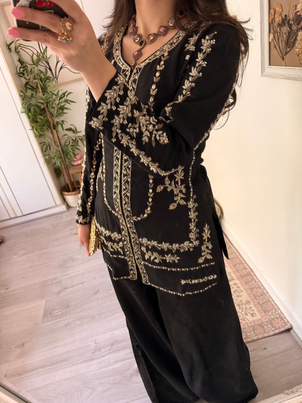 HASEEN PRE ORDER 4/5 wks