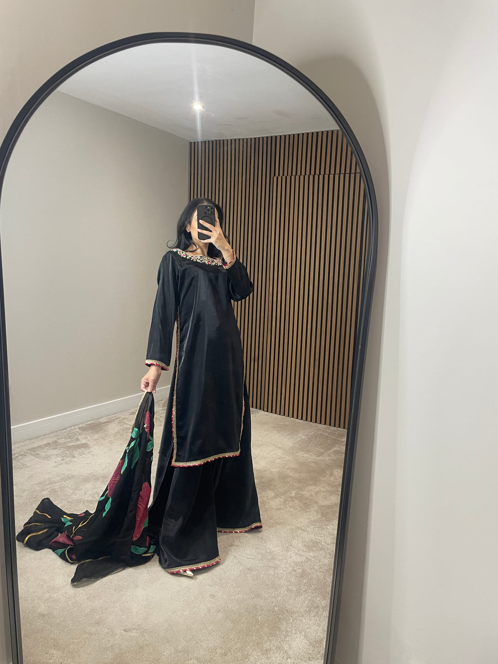 MAHNOOR