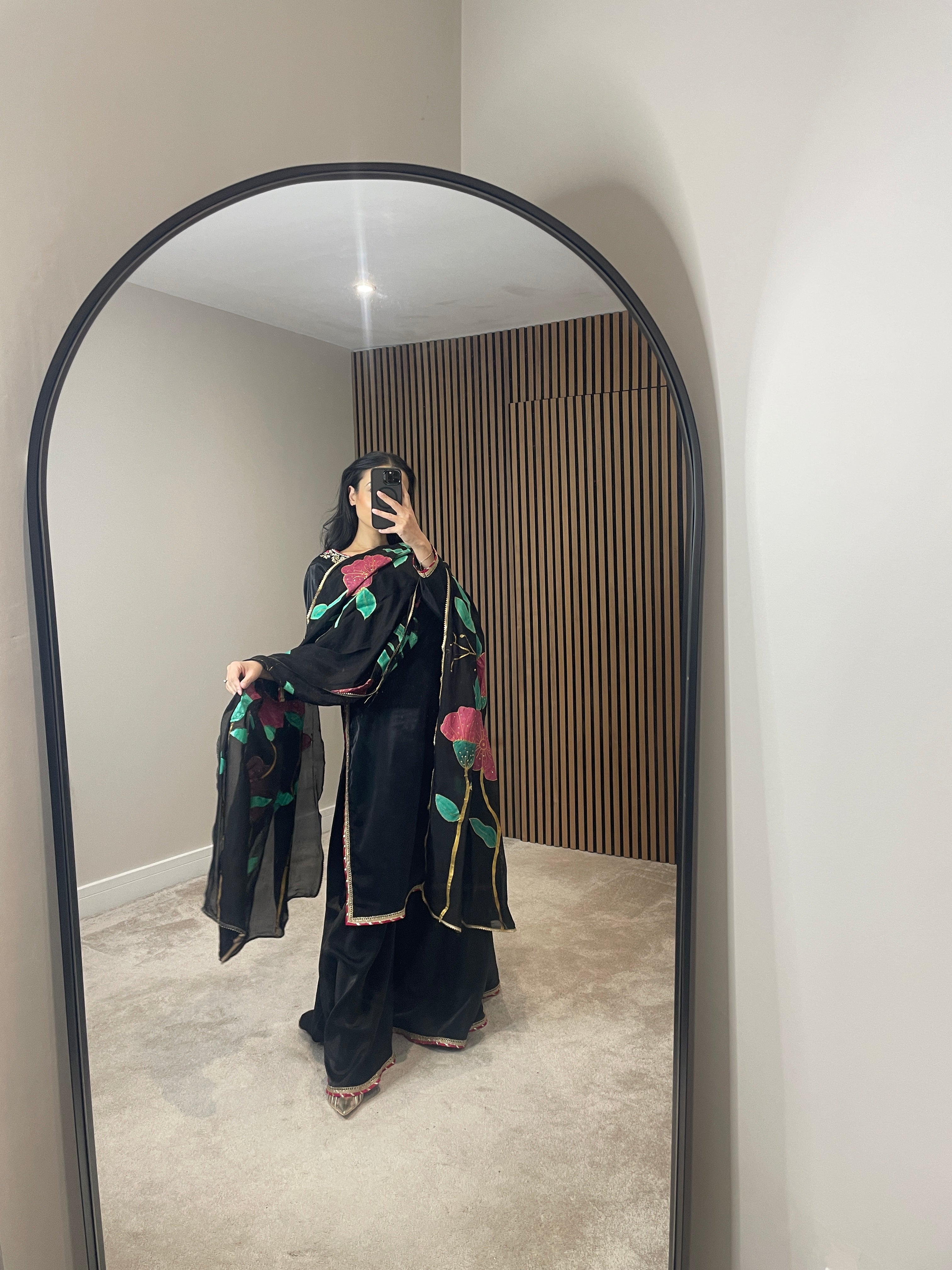 MAHNOOR