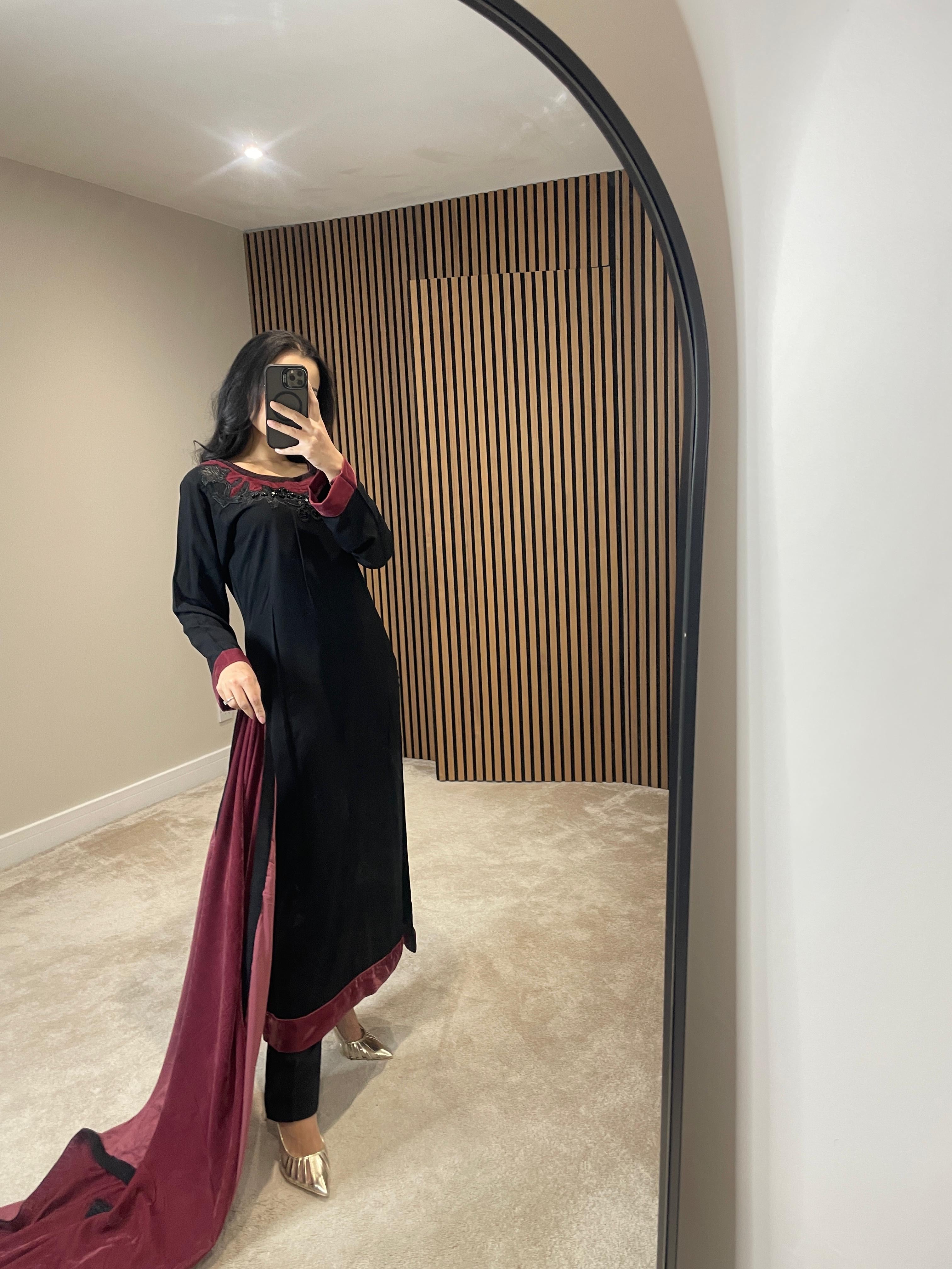 MARINA VELVET SHAWL RED